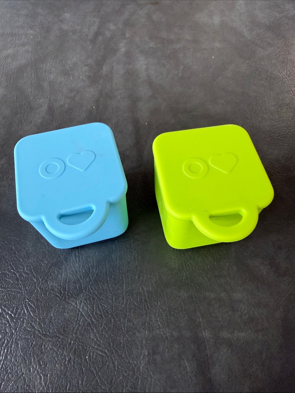 OMIE Dip Set of 2 BPA-Free Lunch Silicon Containers w/ Lids - Blue & Lime Green
